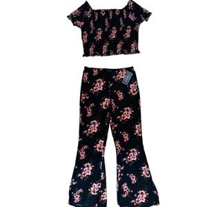 LOVEMOOD FLORAL/BLACK SUPER SOFT  PANT AND CROP SET 3X